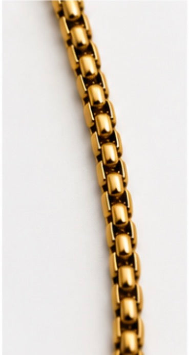 Gold Box Chain Necklace