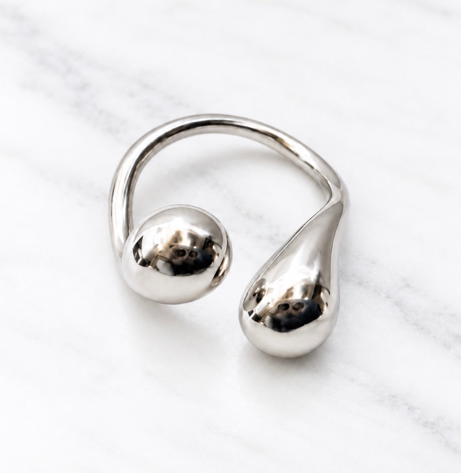 Silver Sculptural Teardrop Ring